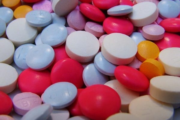Les laboratoires Pfizer lancent Viagra.com pour combattre les ventes  illégales de leur médicament
